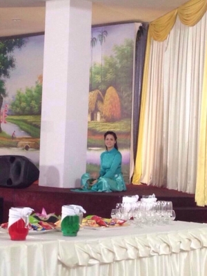 PHÔNG SÂN KHẤU, PHÔNG HỘI TRƯỜNG, BÚA, LIỀM, TƯỢNG BÁC GIÁ RẺ